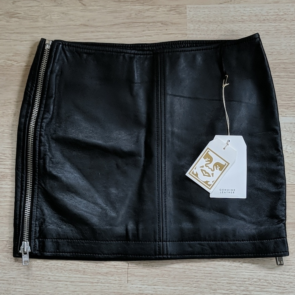 HOST PICK⚡Obey Caveat Leather Skirt